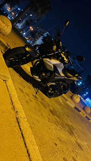 Gixxer 2021 (250cc) one and only colour edition in Kuwait in brand new condition