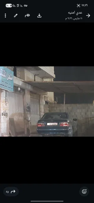 مخازن للبيع