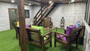 3 Bedrooms . 3 Bathrooms . 180 m22