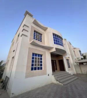 غرف مؤثثة للعوائل والموظفات في المعبيلة بإدارة عمانية وبسعر ممتاز!
