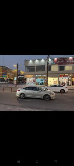 محل للايجار قرب تايم سكوير بداية شارع البهو بناء جديد المحل كامل وجاهز  قابل للتفاوض