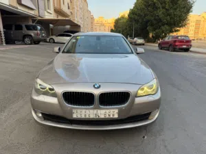 بي ام دبليو أربعة سلندر موديل 2013 السعر قابل للتفاوض