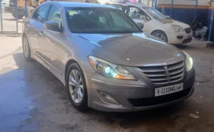Used Genesis G70 in Tripoli