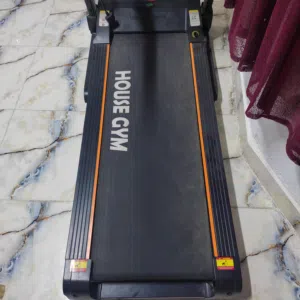 جهاز جري يتحمل وزن 180 مستخدم قليل سبب البيع اضطراري