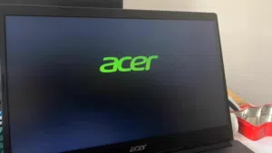 لابتوب  Acer استخدام شخصي فترةً قليلة