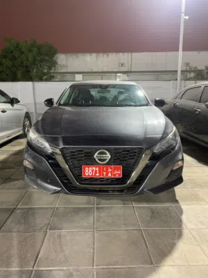 2020 Nissan Altima SR Sedan for Rent in Salalah Dhofar