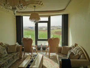 شقه جميله للبيع