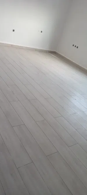 ‏أكثر من 6 غرف ‏.‏ غير مفروشة ‏.‏ شهري‏3