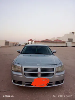 Dodge Magnum 2008 V6 3.5 Silver  193K Mile  Hafar Al-Batin