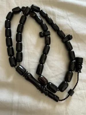 سبحة يسر بحر احمر