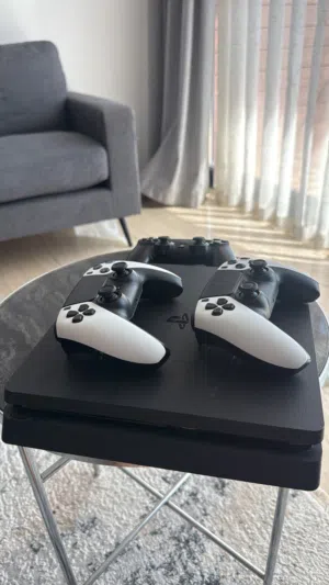 PlayStation 4