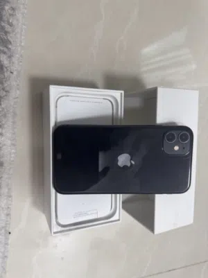 Apple iPhone 11 64 GB in Abu Dhabi