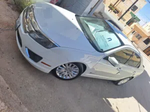 فورد فيوجن للبيع بحالة ممتازة صيانة بشكل دوري والسيارة حالتها ممتازة ما شاء الله