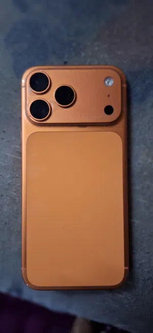 I phone 17 pro max