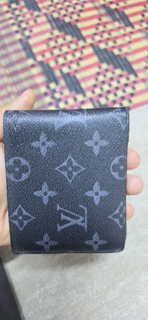 محفظة لويس فويتون (Louis Vuitton) الأصلية