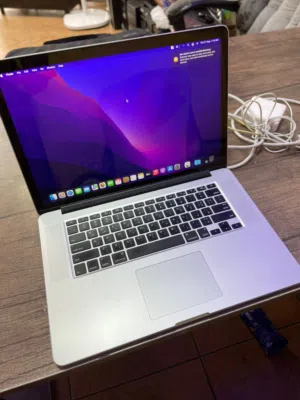 لابتوب ابل معدن حجم كبير و رفيع جدا شاشة 2K موصفات عاليه Core i7 RAM 16 الجهاز قوي جدا