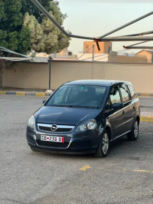Used Opel Zafira in Tripoli