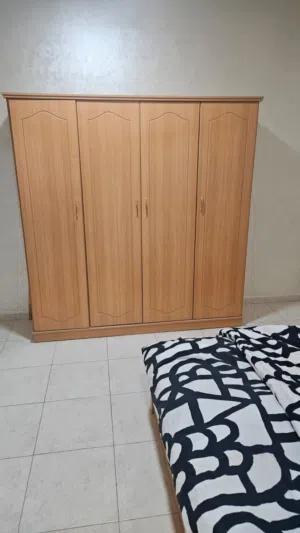 Cabinet with 4 doors