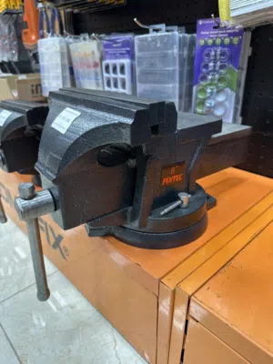 ملزمة تثبيت حديد 8 انش Iron vise”8