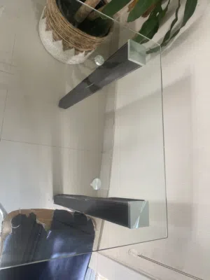 Glass Dining Table for Sale طاولة طعام زجاج للبيع