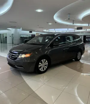 Honda Odyssey 2016 model GCC specification full option first owner in showroom condition