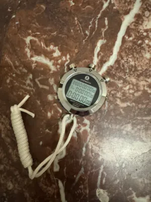 ساعه توقيت للرياضة للبيع Stopwatch for sale