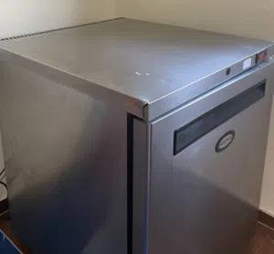 ثلاجة فوستر 150 لتر