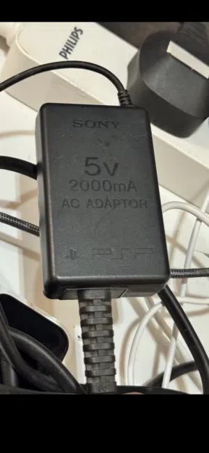 SONY PSP GENUINE CHARGER 3 meter