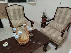 ‏أثاث غرف جلوس ‏.‏ مستعمل‏2