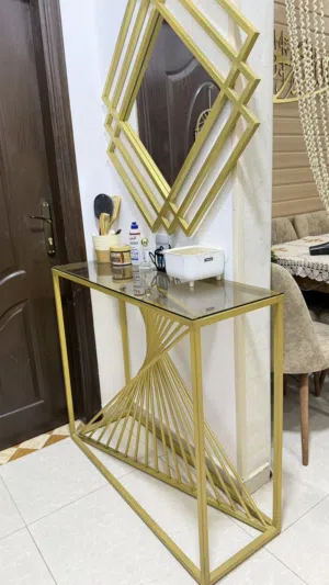 كونسول مع مرآه