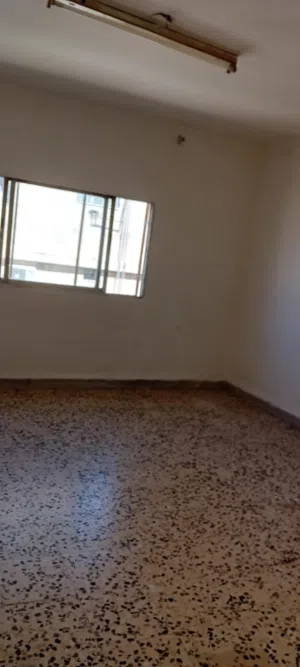 100 m2 4 Bedrooms Apartments for Rent in Irbid Honaina