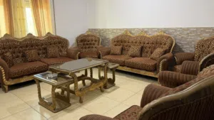 طقم كنبايات 12 مقعد للبيع بحالة ممتازة