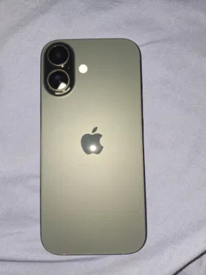 iPhone 17 new 2months use