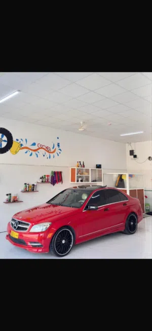 مرسيدس c300 للبيع او للبدل بما يناسب
