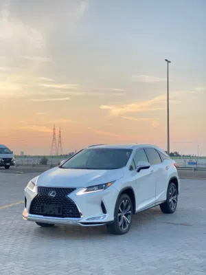 لكزس RX 350 فول مواصفات موديل 2022 اول مالك اوراق كمارك تقسيط البنك