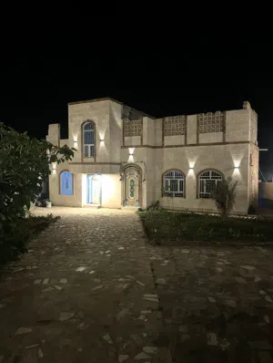 فيلا للبيع في الحوبان