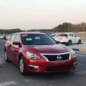 Used Nissan Altima in Sharjah