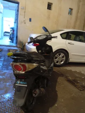 دراجة. كامكو. 140,  للبيع.  دراجة نشطة. ومعتني. بيها. مجفتة. مرة وحدة. رايدها ب 500