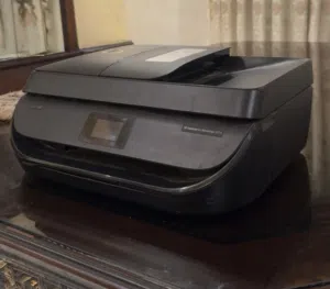 طابعة HP DeskJet Ink Advantage 5275 متعددة Wi-Fi الوظائف