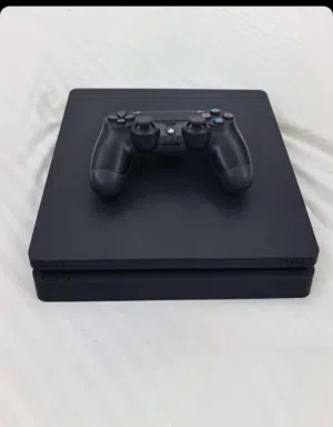 PlayStation 4 PlayStation for sale in Al Riyadh