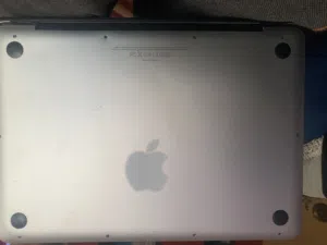 ماك بوك برو 2012