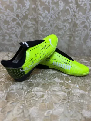 حذاء كرة قدم puma اصلي كسر زيرو لم يتم استخدامه غير لمرة واحده (قابل للتفاوض)
