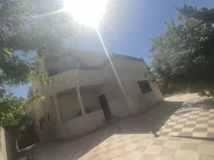 210 m2 3 Bedrooms Townhouse for Sale in Madaba Al-Fayha'