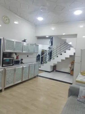 166 m2 4 Bedrooms Townhouse for Sale in Basra Tannumah