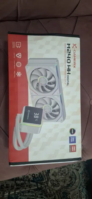 للبيع مبرد مائي مروحتين مو مستعمل فقط شايل الستيكرات معدا استيكر مال معجون ماشلته