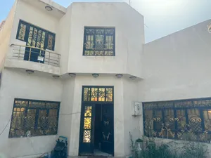 200 m2 3 Bedrooms Townhouse for Sale in Basra Abu Al-Khaseeb