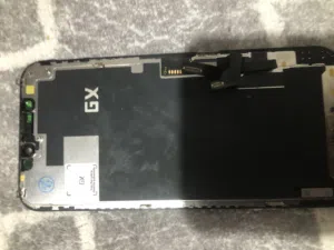 شاشة ال iPhone 12 لمس ميخدمش