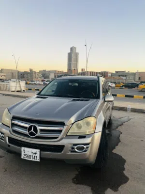 مرسيدس GL450 4 matic 2007 للبيع او افاري