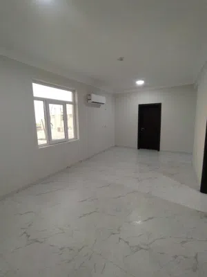 130 m2 3 Bedrooms Apartments for Rent in Doha Madinat Khalifa