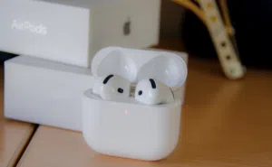 للبيع apple airpods4